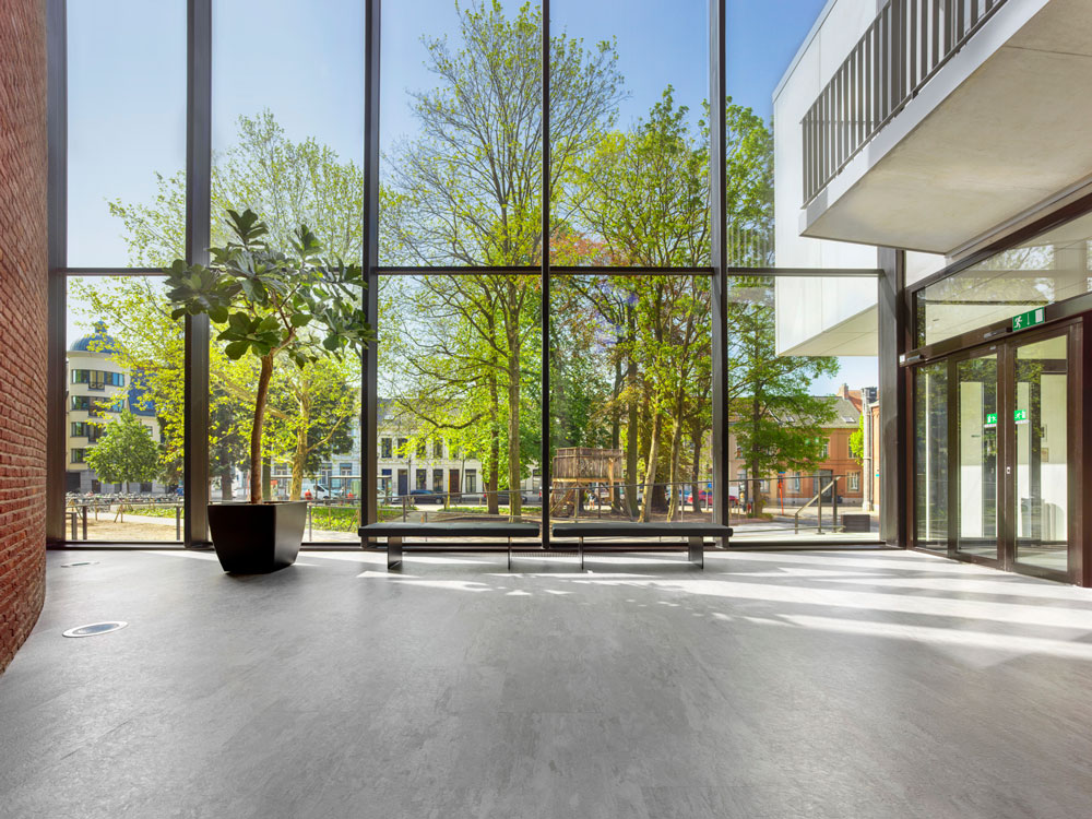 Kautschukboden im Empfangsbereichs des Kulturzentrums