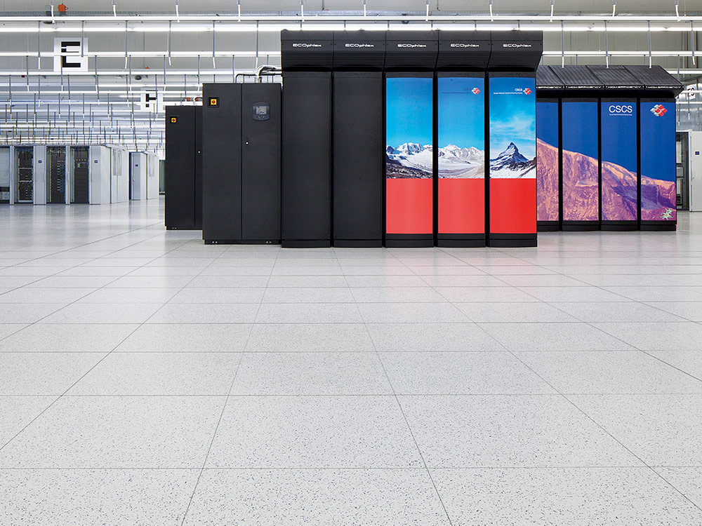 Revestimiento de caucho nora instalado en pisos de acceso elevado en las salas de servidores