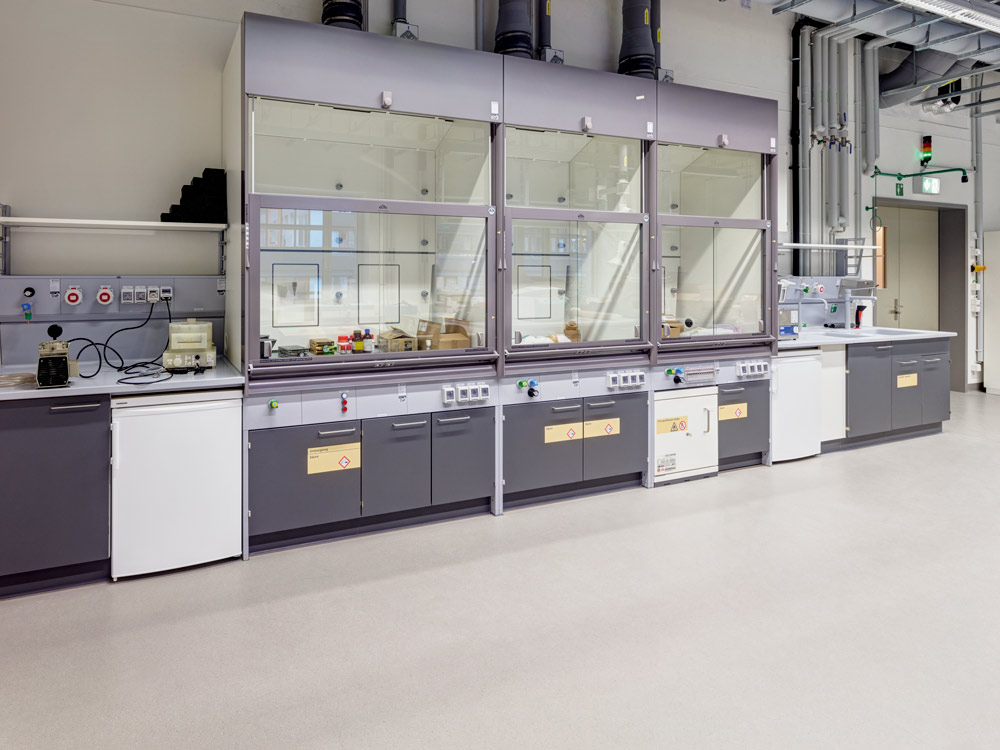 noraplan sentica ed protège les personnes et les machines sensibles dans les salles propres 