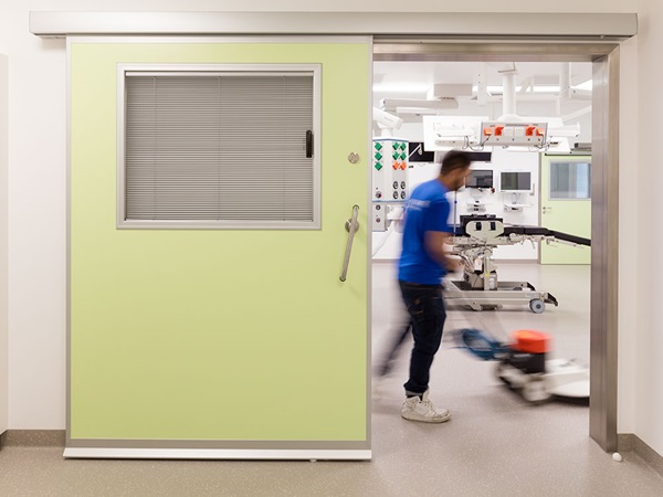 Cleaning_J6A0703NX-montN_LA