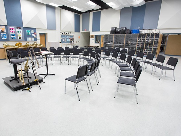 nora_edu_us_5-grand-valley_pb_1000x750