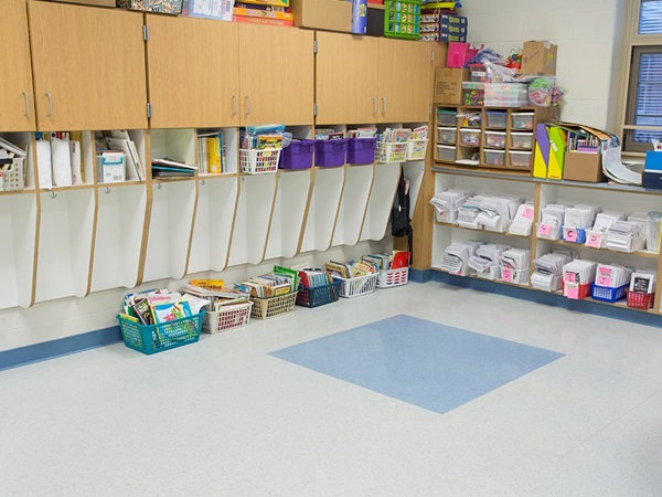 nora_edu_us_7-grand-valley_pb_1000x750