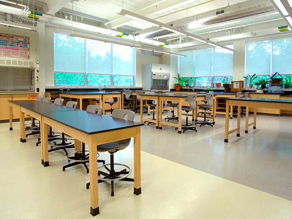 7-GermantownSchool_Mob