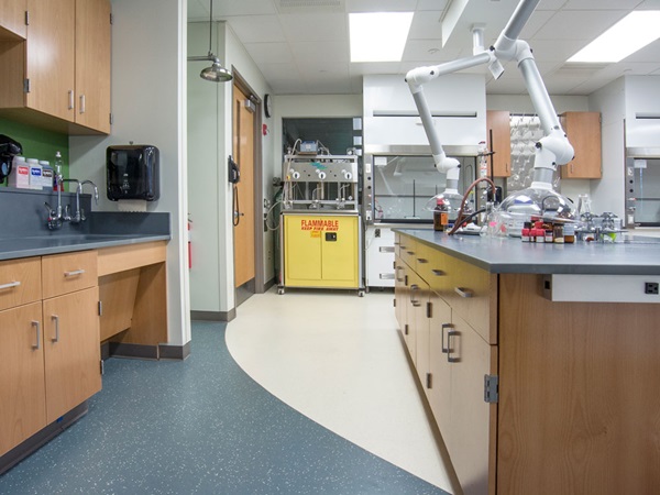 Rochester_Nazareth-College