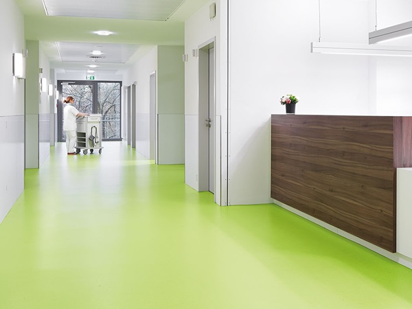 flooring in hospital: healthcare flooring from nora systems