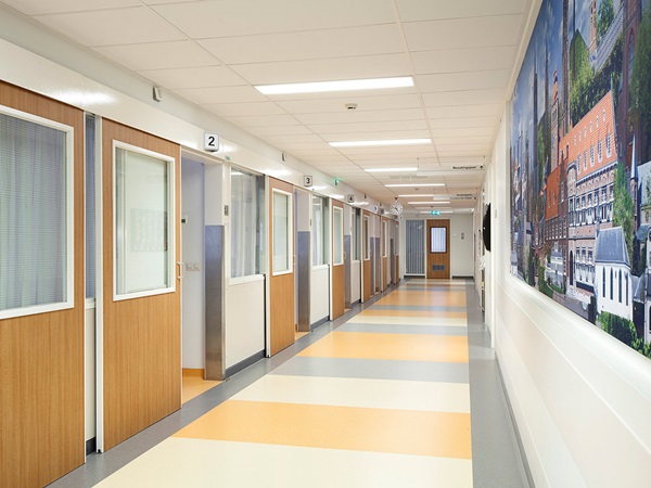floor coverings resistant to disinfectants