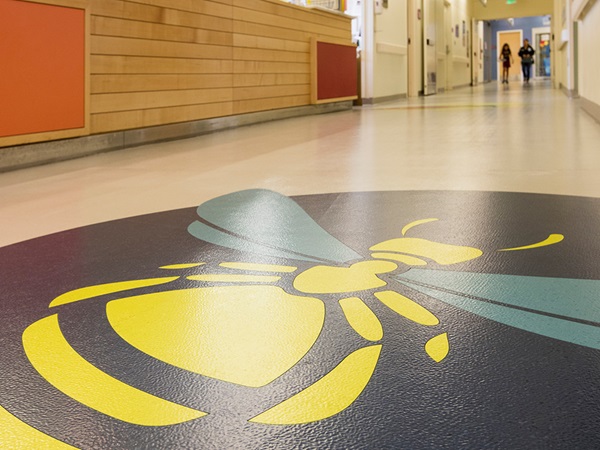 nora_SiPh_HC_US_ChildrensColorado_5_Mob_1000x750