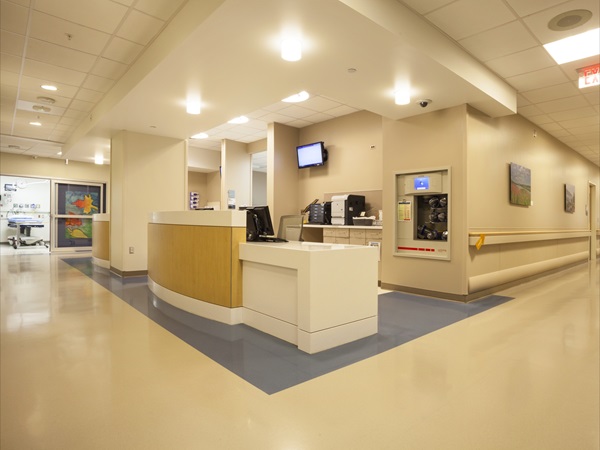 nora_SiPh_HC_US_3-Nemours_Mob_1000x750