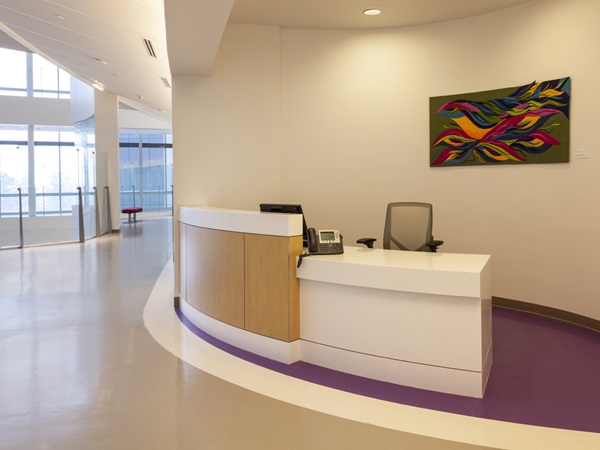 nora_SiPh_HC_US_5-Nemours_Mob_1000x750