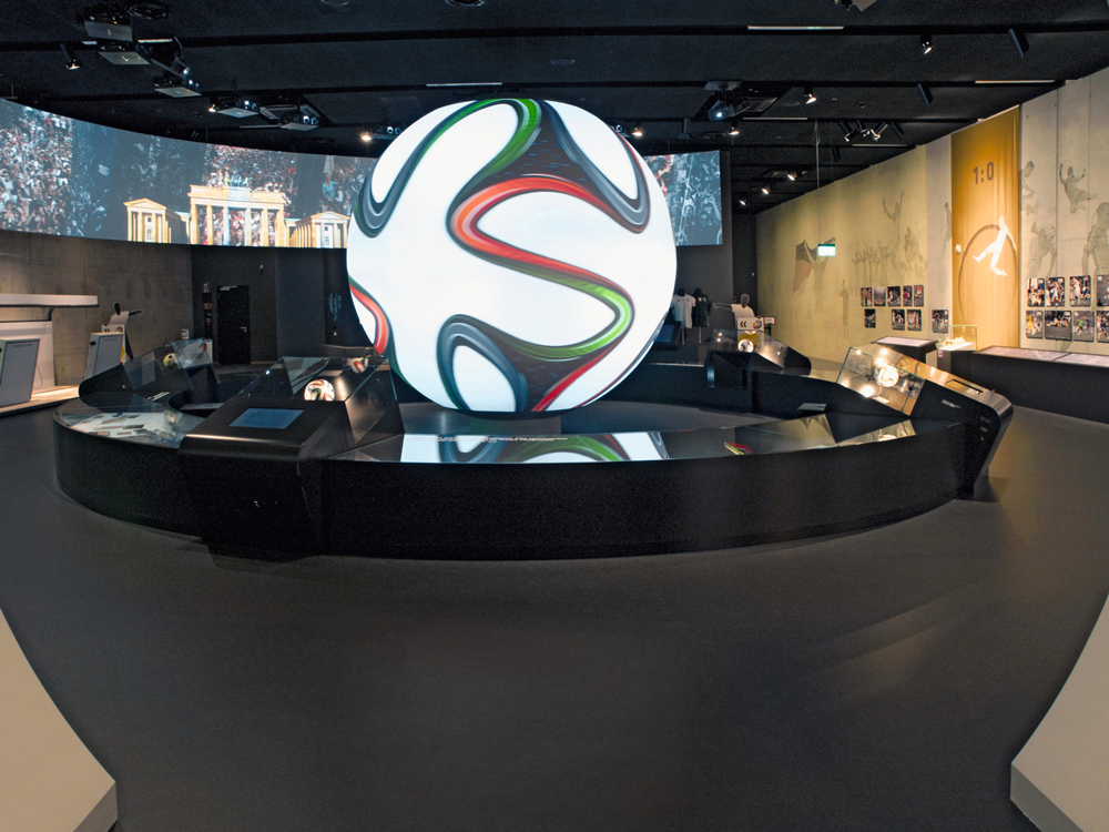 nora_SiPh_PB_DE_Dortmund_DeutschesFussballmuseum_15159_1000x750-