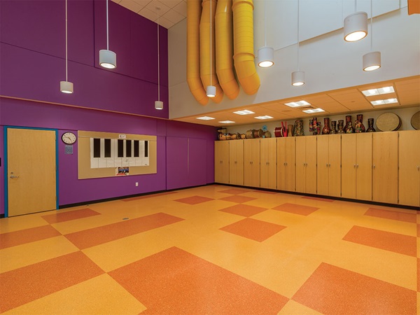 4-christa-mcauliffe_Mob_1000x750