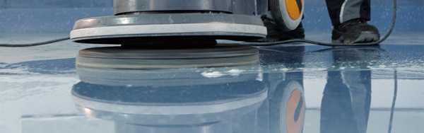 Cleaning of nora covering